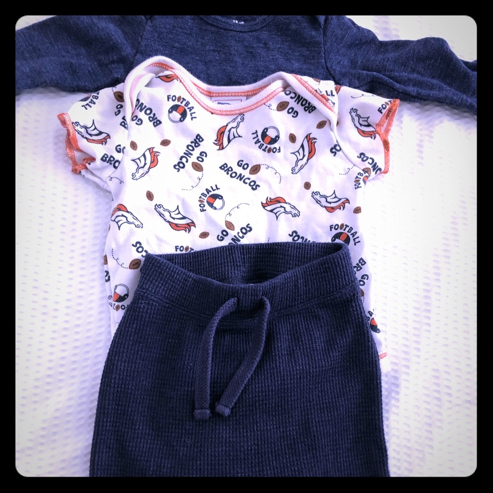 Baby boy clothing lot 3-6 6-9